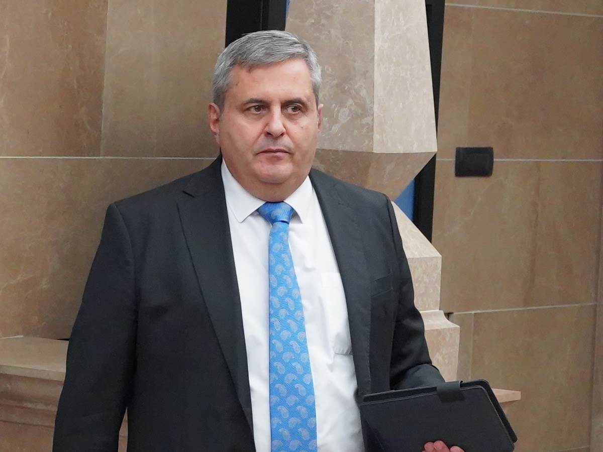 Radunović: Cijenim mišljenje građana Zete, ali možda nisu u pravu u vezi sa sakupljačem | Info Radunović: Cijenim mišljenje građana Zete, ali možda nisu u pravu u vezi sa sakupljačem | Info