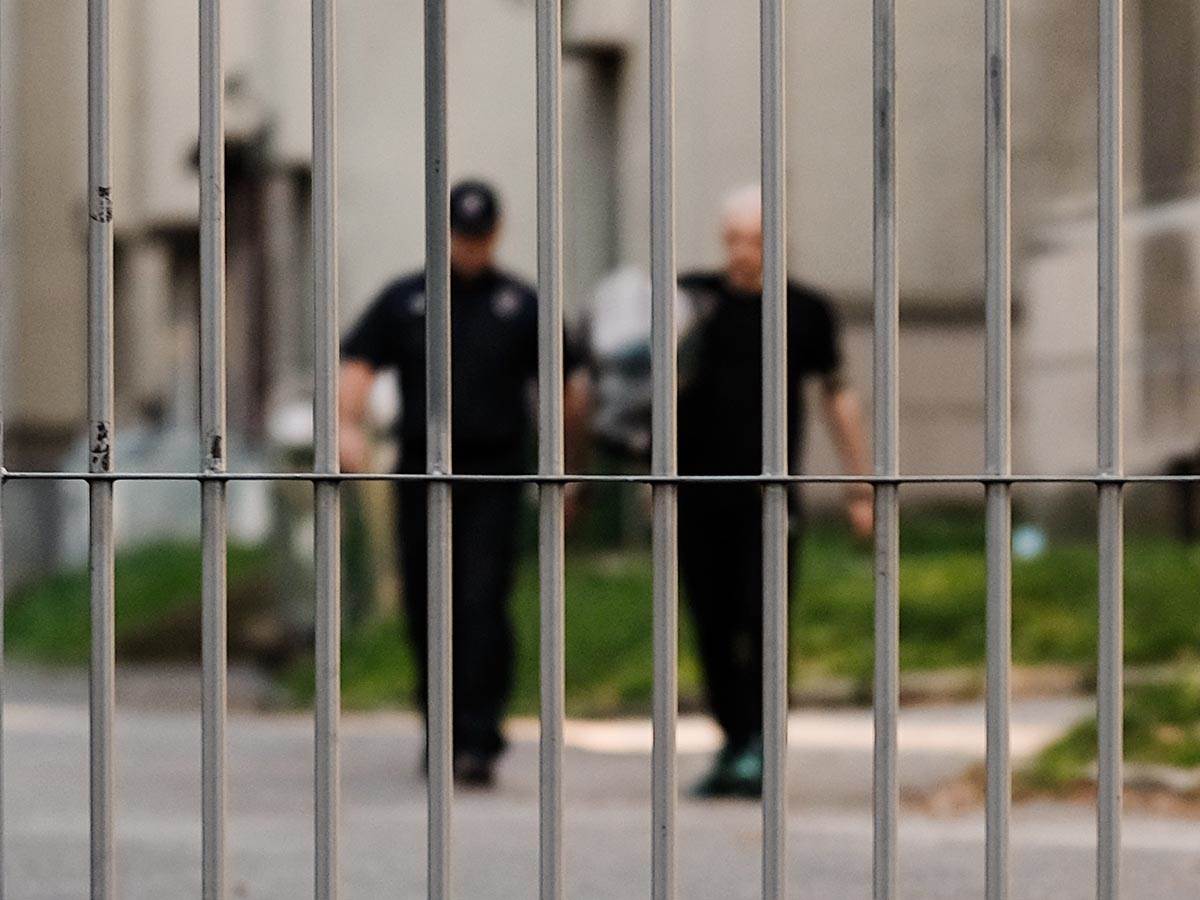  Uhapšeni su čuvari i doktorka iz zatvora u Padinskoj skeli zbog smrti zatvorenika 