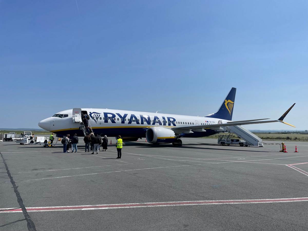  RYANAIR UKIDA PAPIRNE BORDING KARTE? 