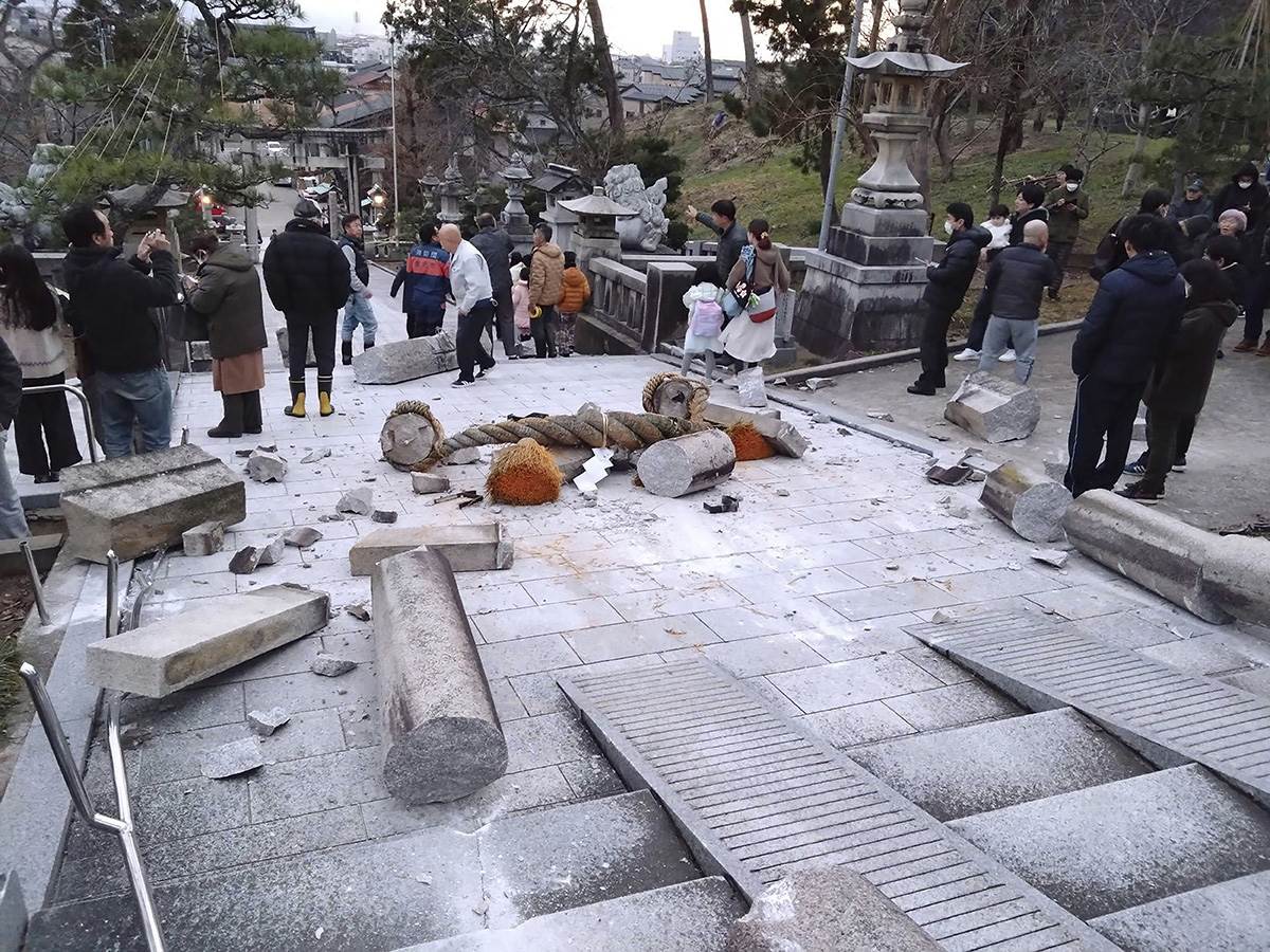  U Japanu je zbog zemljotresa poginulo 30 osoba 
