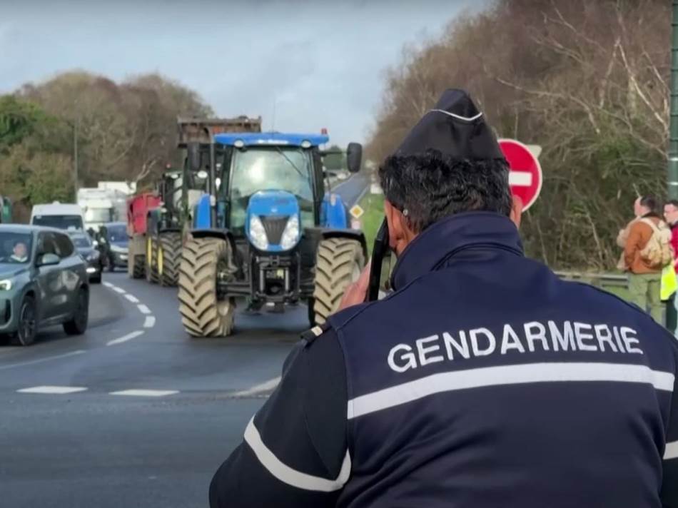  Evo Šta kažu stručnjaci o pokušaju Pariza da okrivi EU za probleme poljoprivrenika 