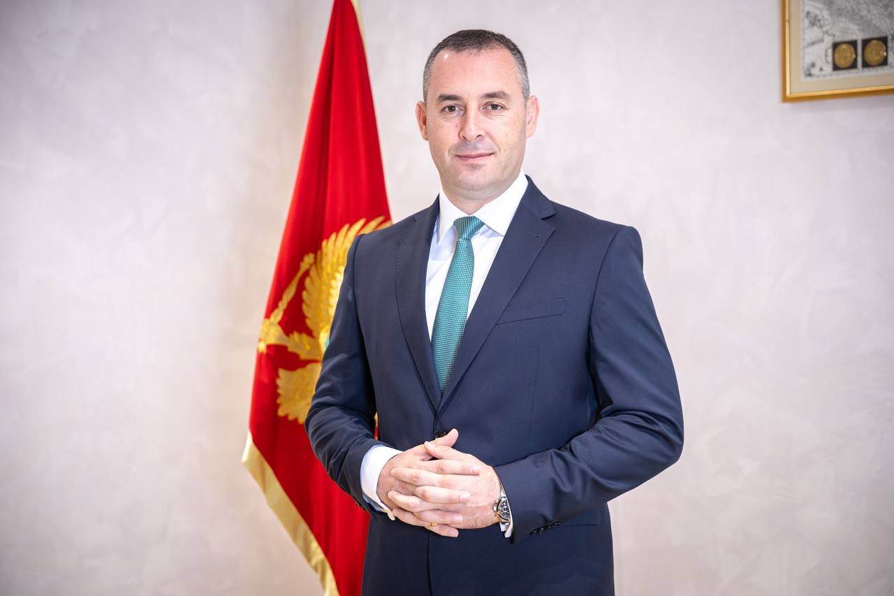 Šćekić nakon smjene: Politički pritisak i strah od PNP-a presudili su mom odlasku | Info Šćekić nakon smjene: Politički pritisak i strah od PNP-a presudili su mom odlasku | Info