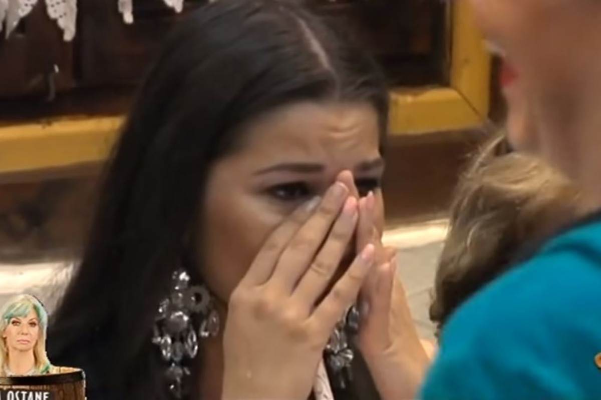  Bivša modelsica, Ceca Jovanović, prošla je pravi horor tokom odrastanja, a evo gde je danas 