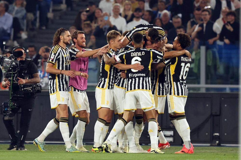  Juventus na pogon Vlahovica osvojio Kup Italije 