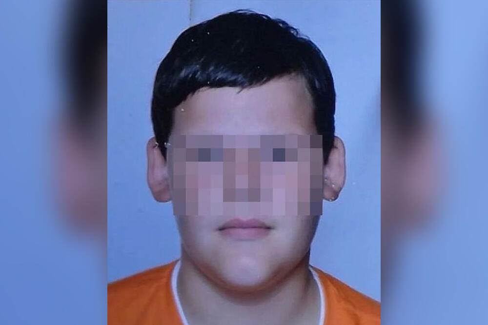  Djecak nestao prije 7 godina sad zakucao roditeljima na vrata 