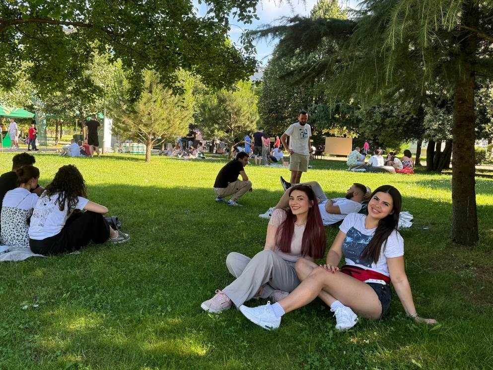  Studentski piknik u parku Univerziteta 