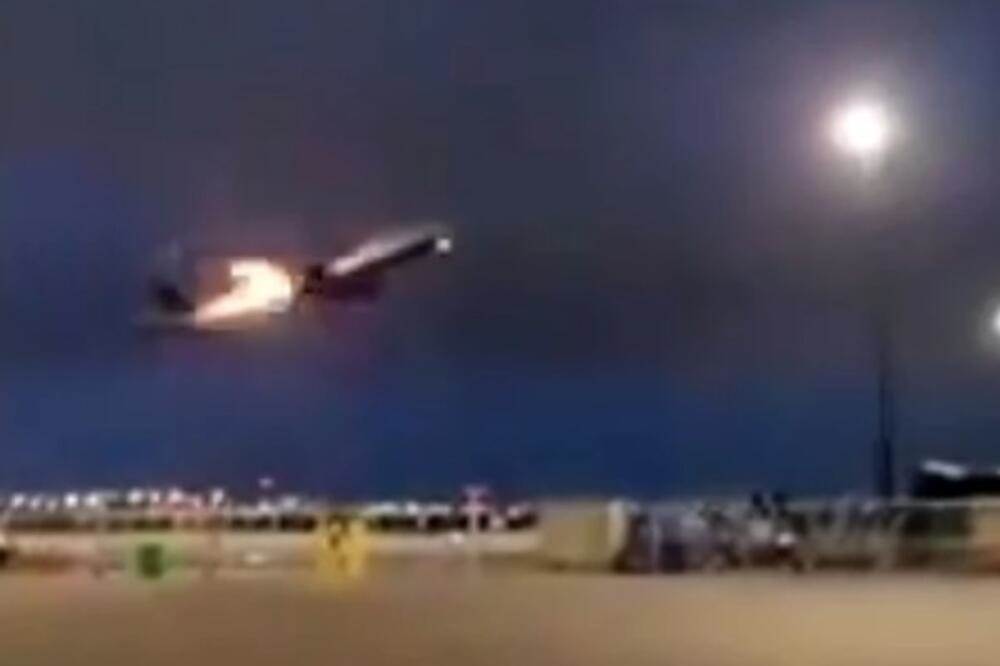  U Torontu se zapalio avion nakon uzlijetanja, evo u kakvom stanju su putnici 
