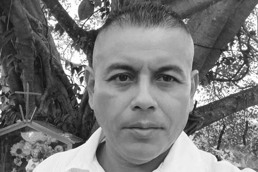  Ubijen gradonačelnik u Meksiku, usli su u autobus i upucali ga 