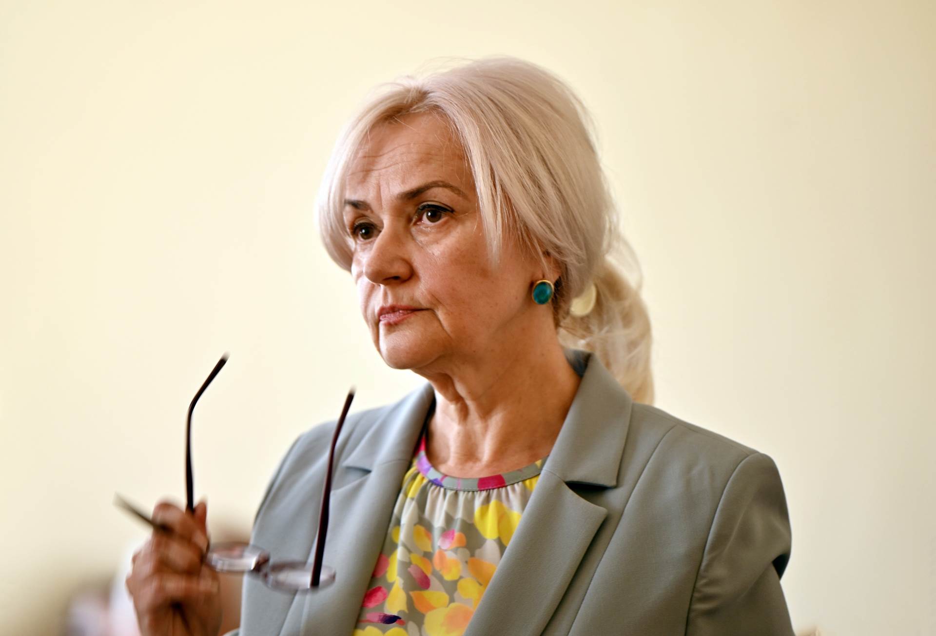  Snimci napada na ukrajinsu političarku 