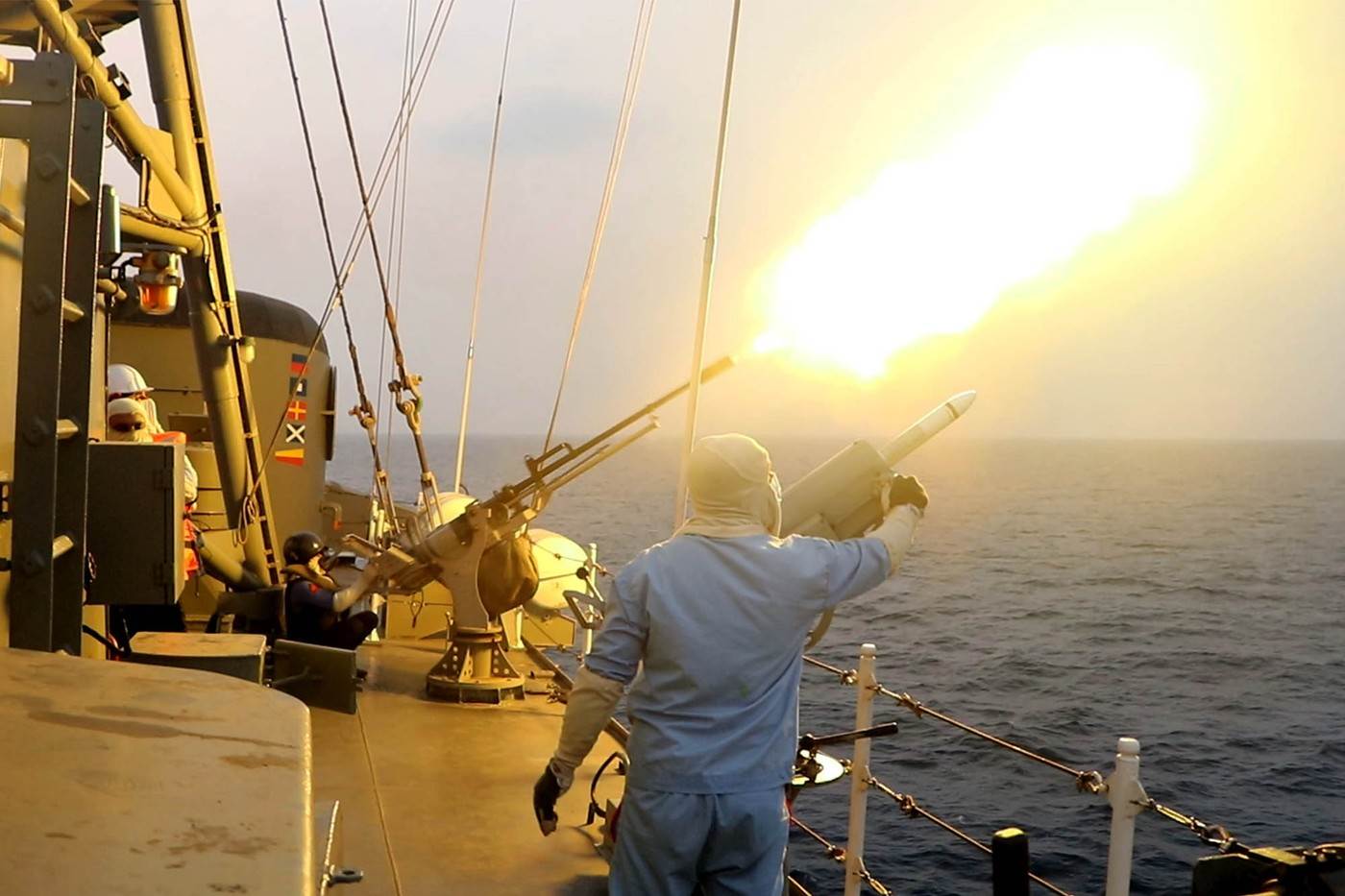  Iran i Rusija započeli su vojnu vježbu u Kaspijskom moru 