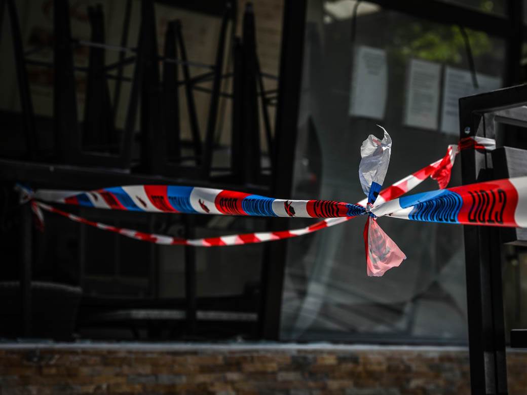  Tijelo golog muškarca pronađeno ispred zgrade na Zvezdari 