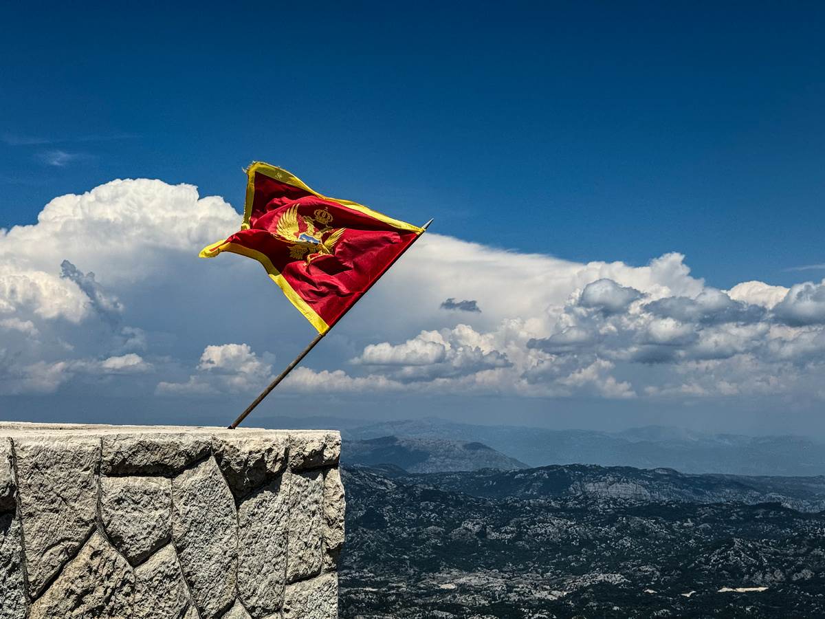 Za 20 godina nezavisnosti Vlada izdvaja 1,9 miliona evra iz budžetske rezerve Info Za 20 godina nezavisnosti Vlada izdvaja 1,9 miliona evra iz budžetske rezerve Info