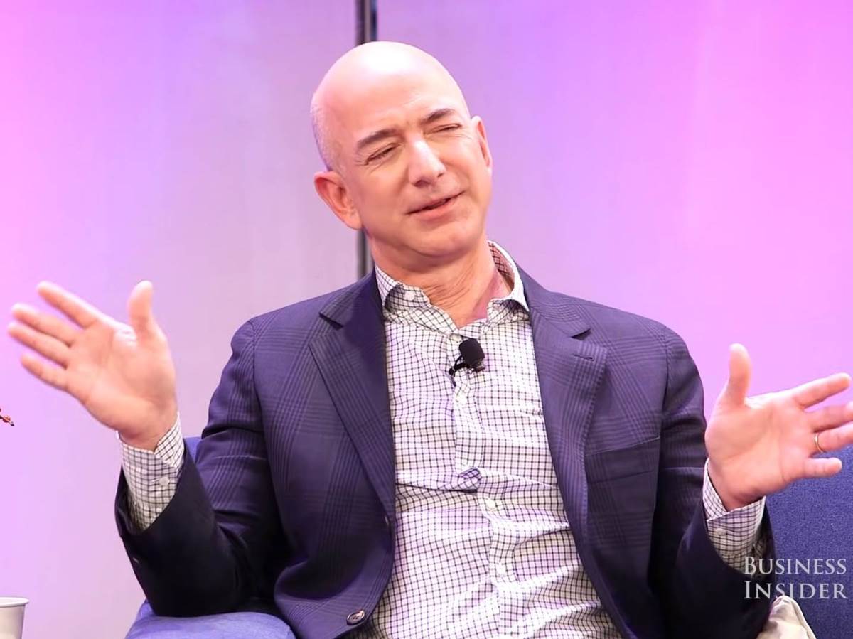  Bezos kupuje Boston 