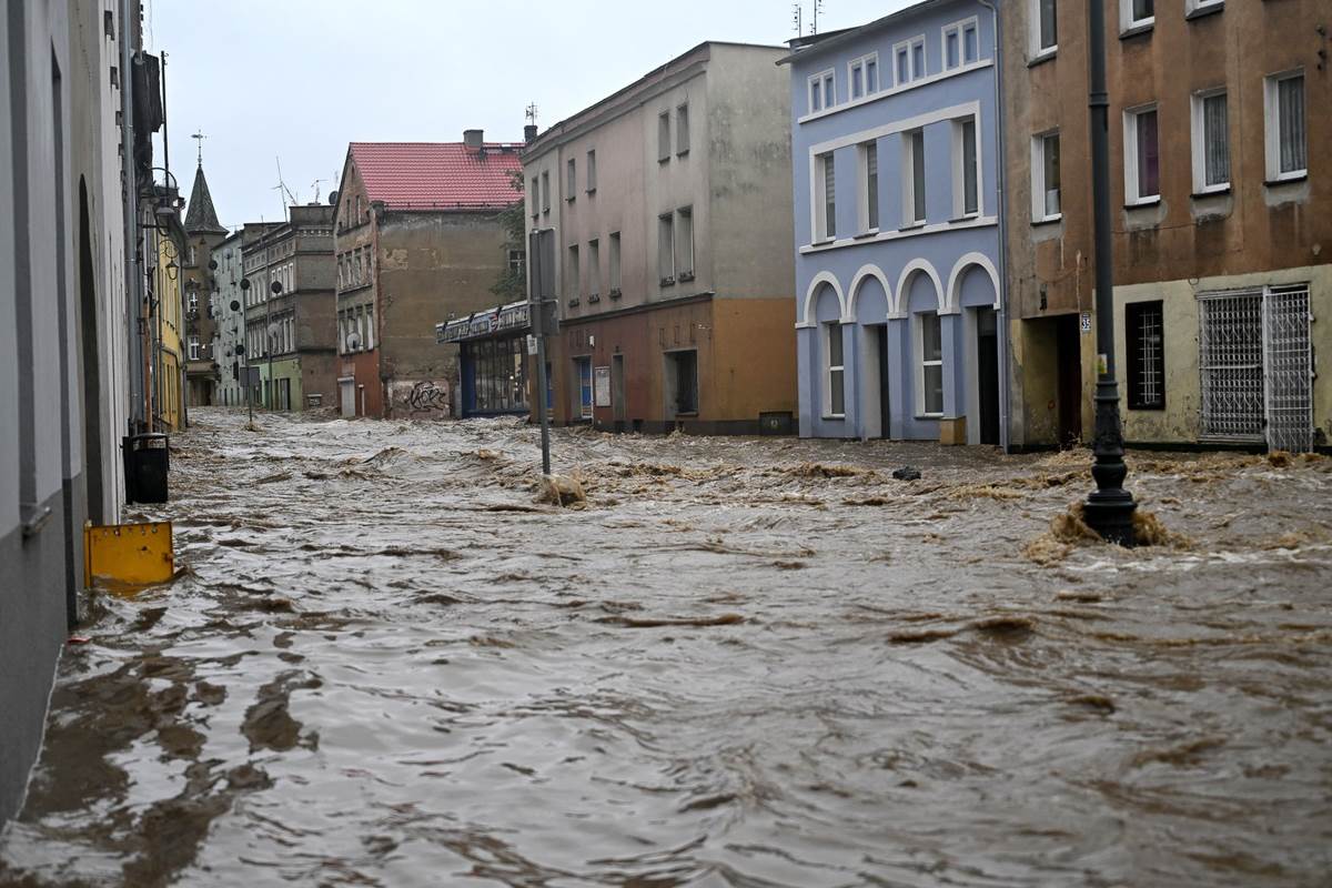  Poljska pod vodom situacija sve gora 