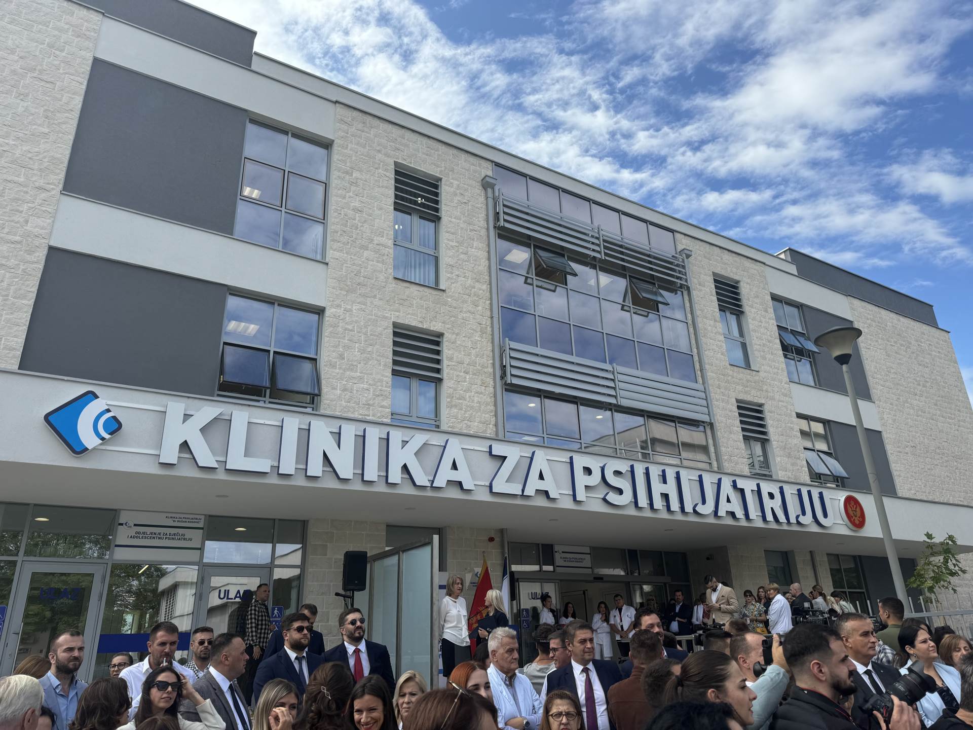  Psihološka podrška spasiocima i građanima pogođenim požarima 