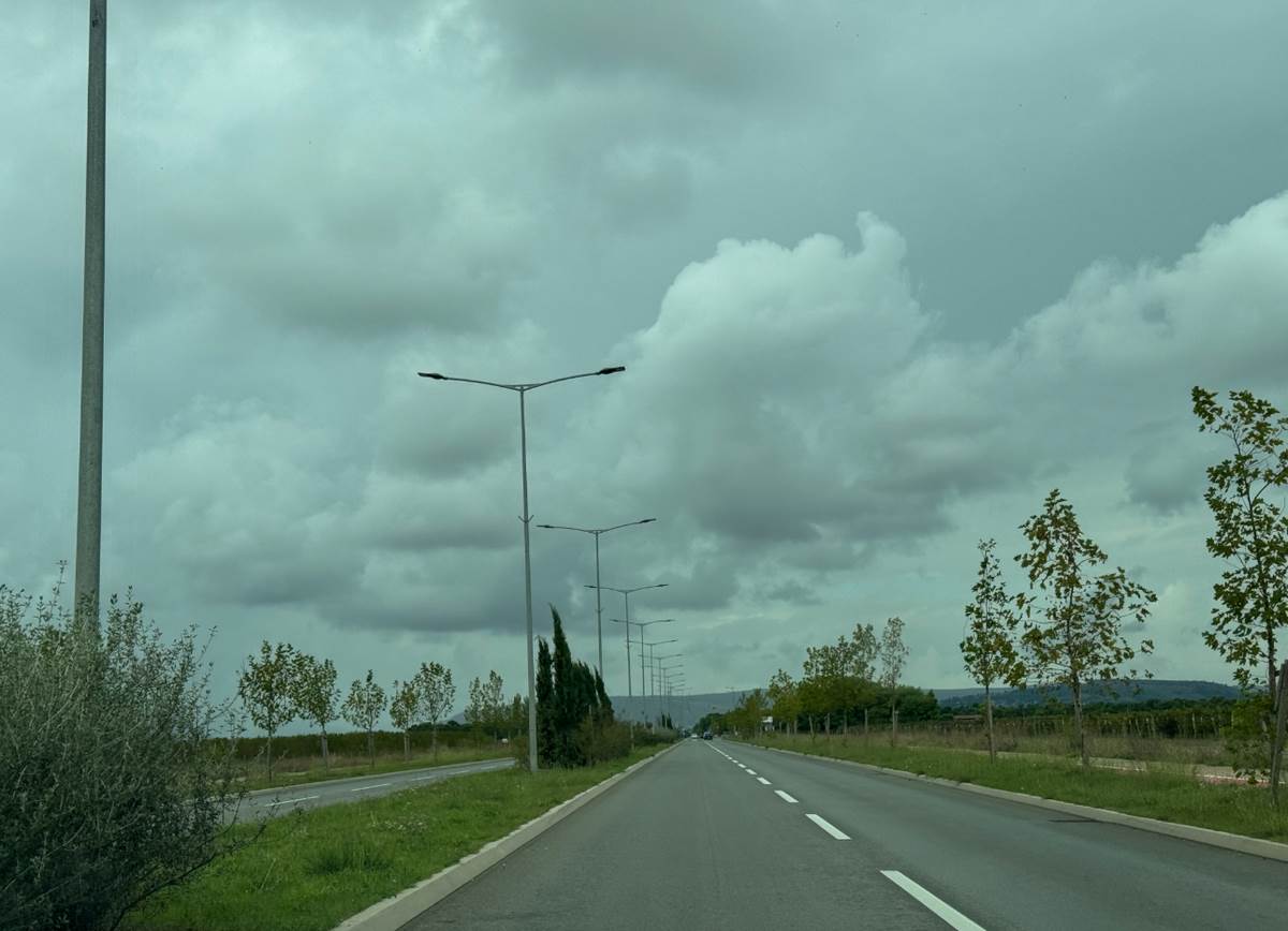  Danas oblačno, krajem dana sa kišom 