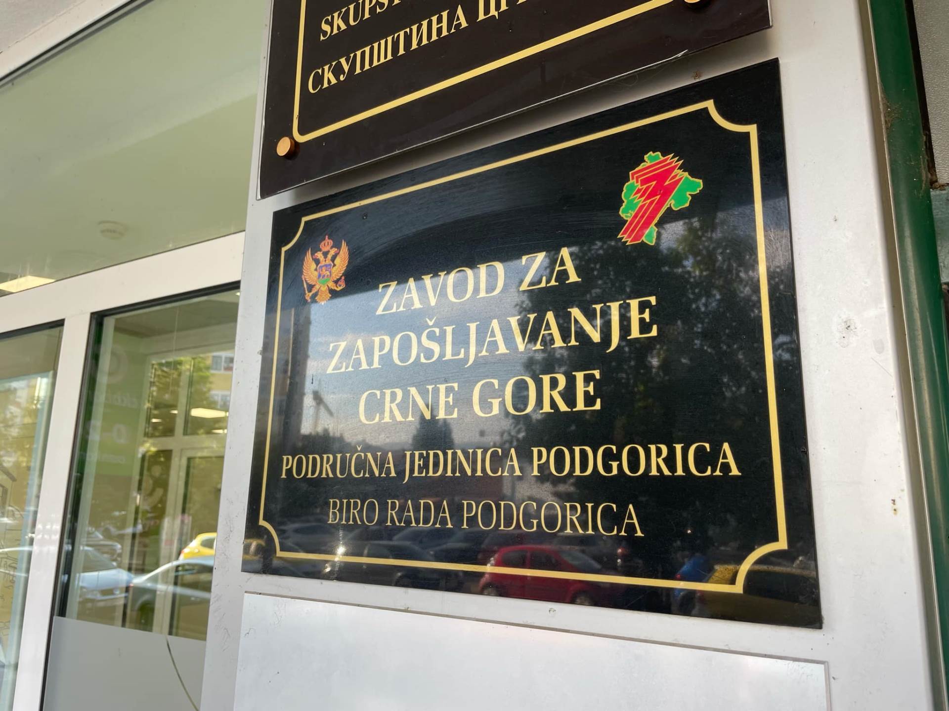  Nove prilike za zapošljavanje: Zavod za zapošljavanje podržava više od 500 nezaposlenih kroz nove pr 