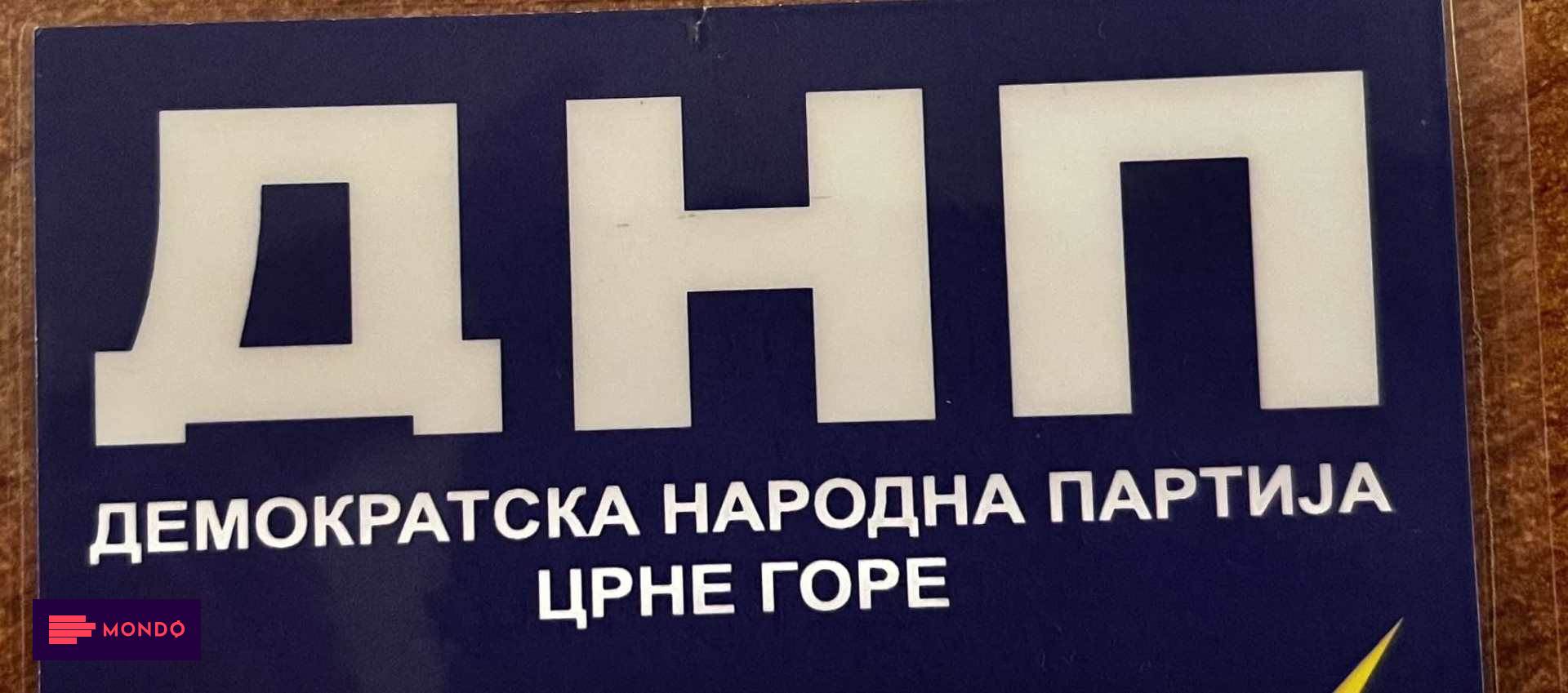 DNP će Vladi uputiti nekoliko inicijativa, ukoliko ne budu prihvaćene objaviće ostavku Vlade i vlasti u Podgorici Info DNP će Vladi uputiti nekoliko inicijativa, ukoliko ne budu prihvaćene objaviće ostavku Vlade i vlasti u Podgorici Info