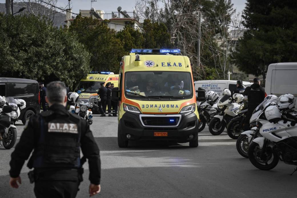 Sanitet se prevrnuo na nekoliko metara od bolnice na Kritu dok su se ljekari borili za život pacijen 