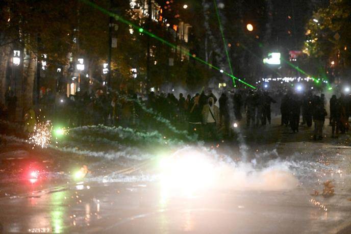  Policija opet pokušava da razbije demonstracije u Tbilisiju 