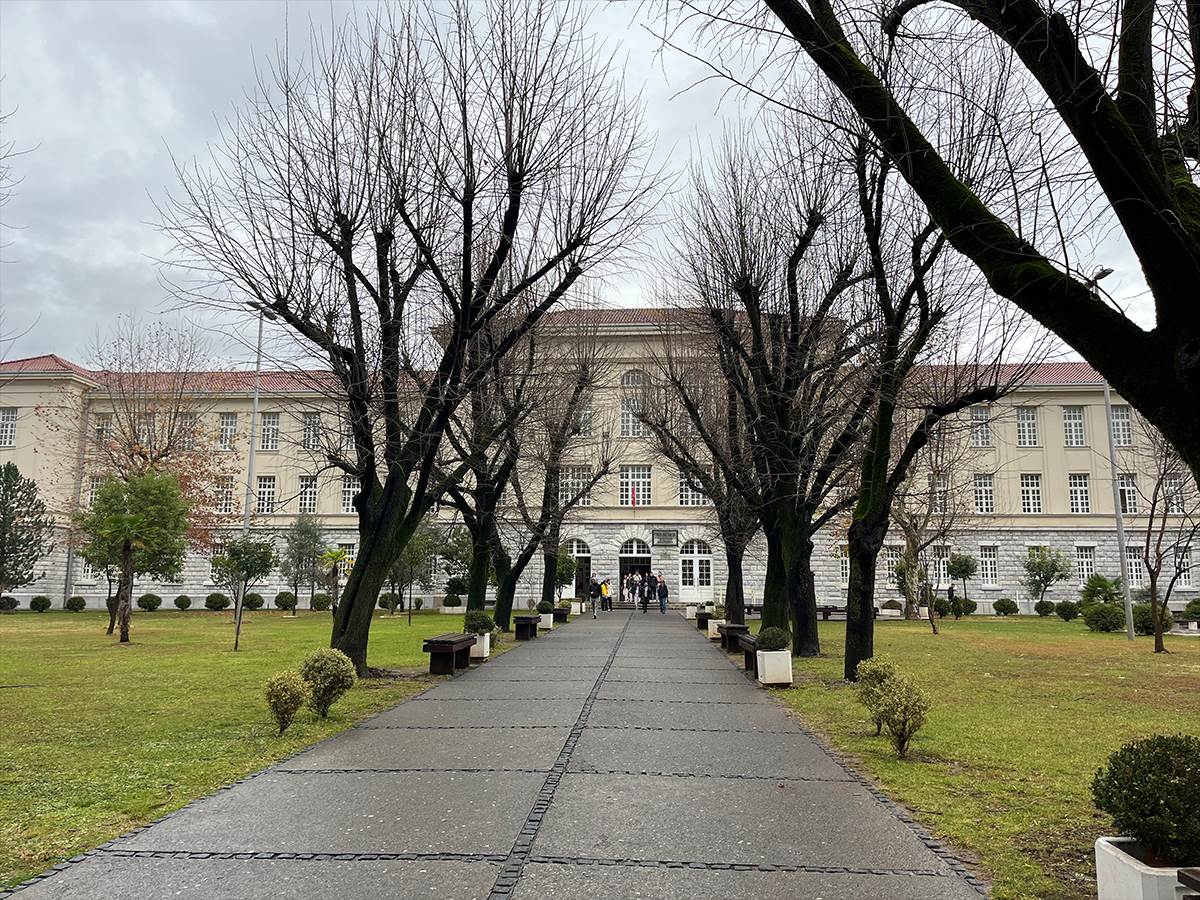 VUČUROVIĆ: ČEČOVIĆ NIJE DAO OTKAZ, ALI JE NAJAVIO DA NEĆE DOLAZITI NA POSAO VUČUROVIĆ: ČEČOVIĆ NIJE DAO OTKAZ, ALI JE NAJAVIO DA NEĆE DOLAZITI NA POSAO