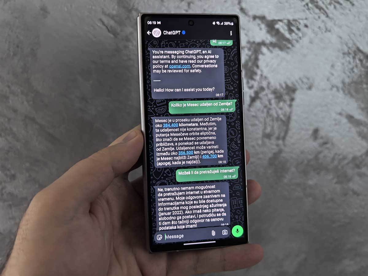  Ne treba vam ChatGPT aplikacija: Koristite WhatsApp ili Viber da veštačku inteligenciju pitate bilo šta 