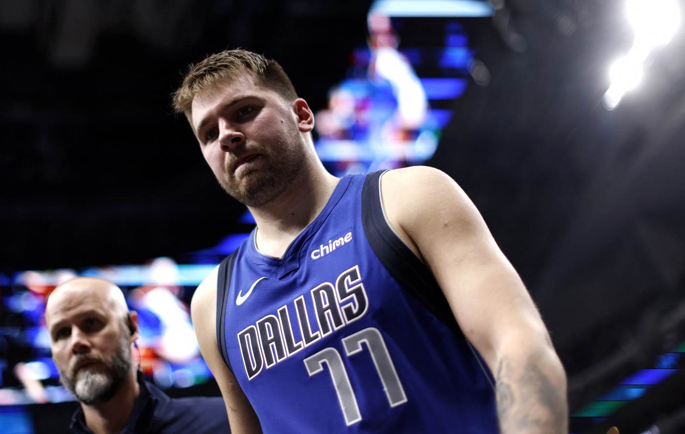  Dončić teško povrijeđen, čeka ga duga pauza: Najpoznatiji NBA insajder otkrio detalje o Luki! 