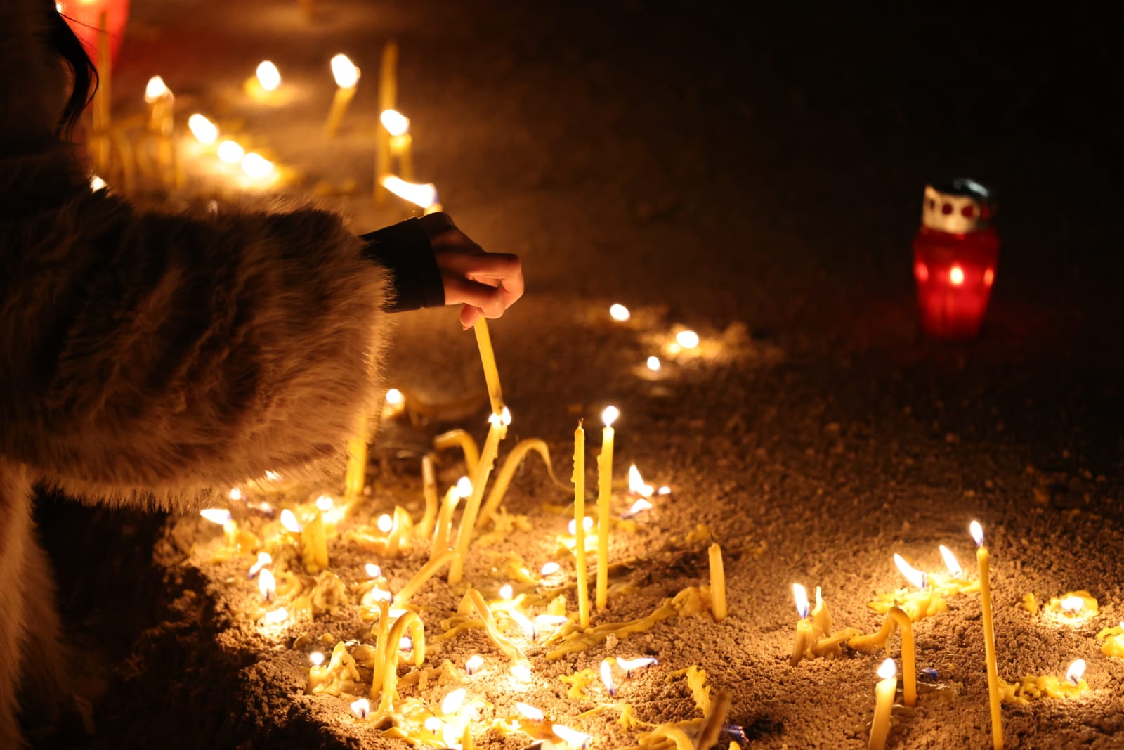  Sjutra komemorativna sjednica povodom tragedije na Cetinju
 