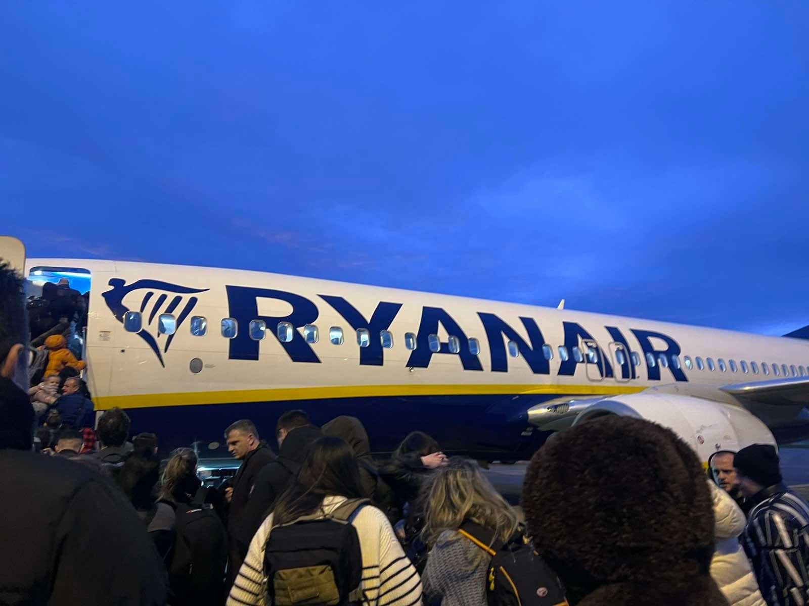  Kraj besplatnog ručnog prtljaga u avionima? EU sprema velike promjene 