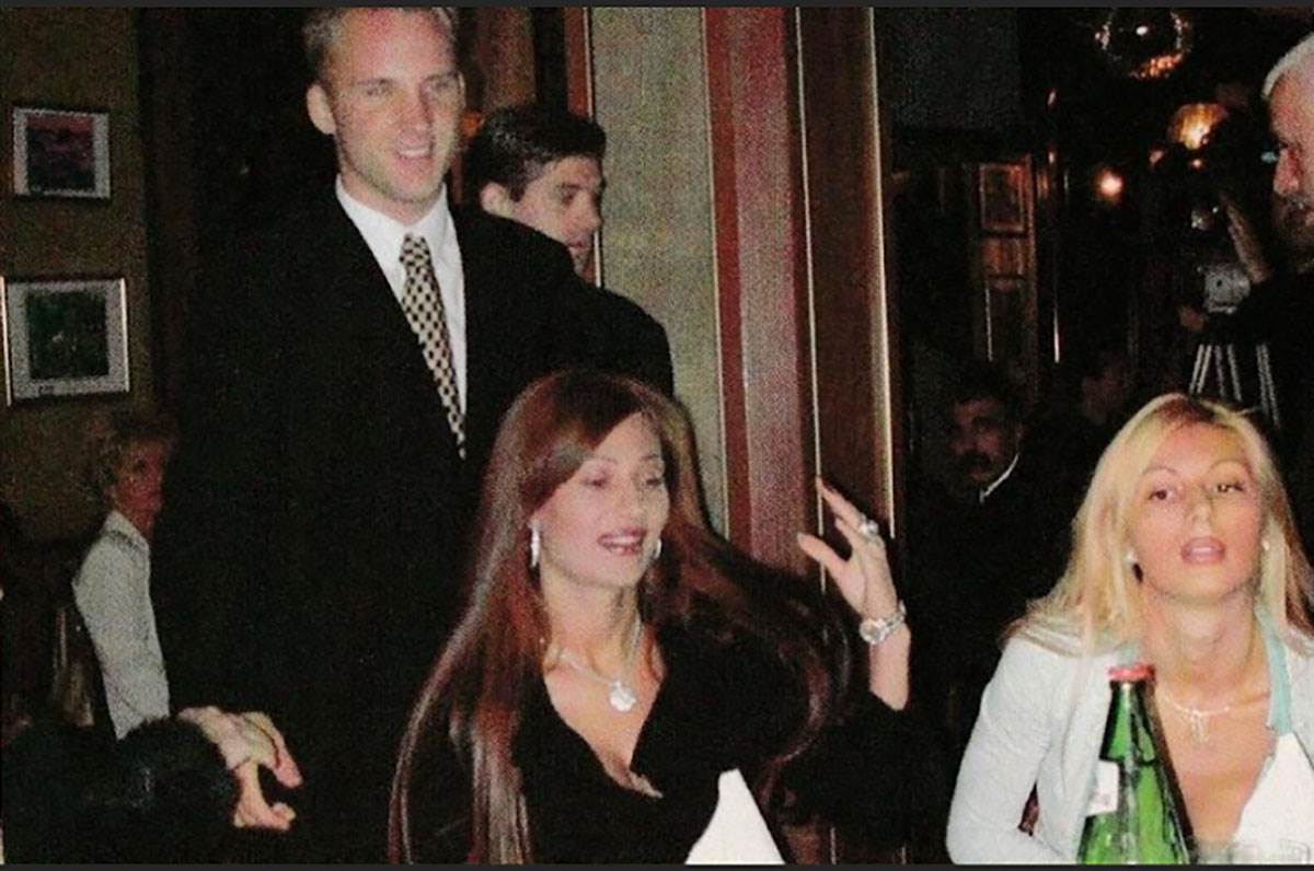  Gdje je danas pjevačica sa kojom je bio Arkanov sin  