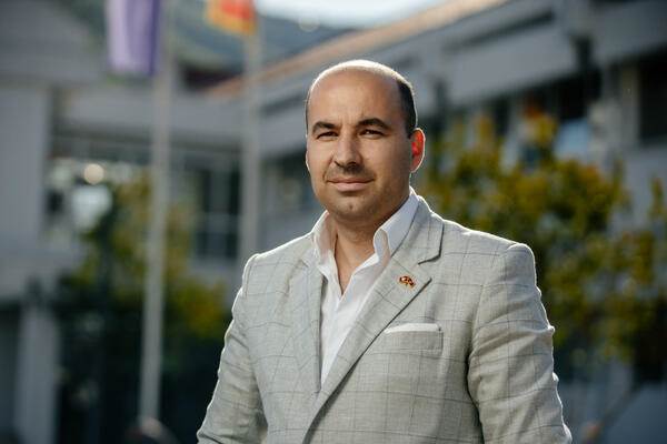 Rađenović: URA će povući podršku Jovanoviću, veliki kapital kontroliše Budvu kao u vreme Marovića info Rađenović: URA će povući podršku Jovanoviću, veliki kapital kontroliše Budvu kao u vreme Marovića info