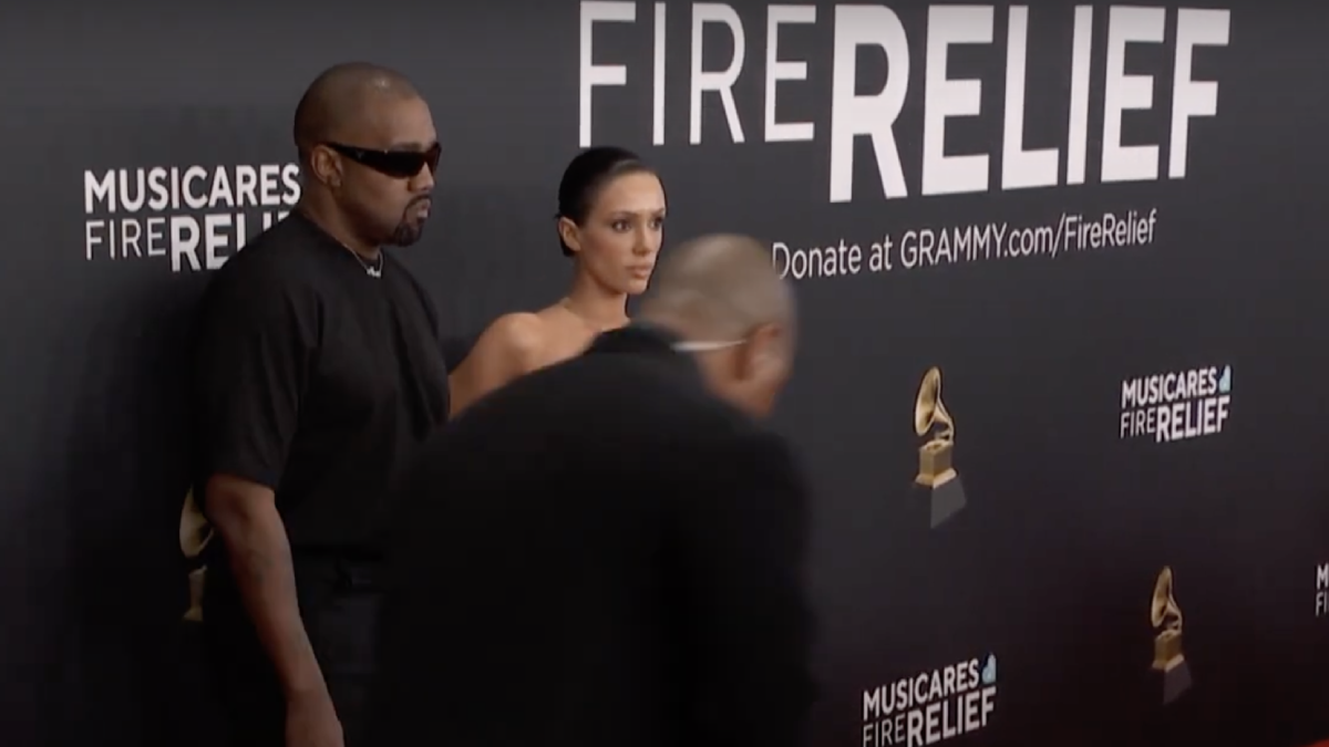  Snimio pjesmu "Hajl Hitler" i objavio snimak govora iz 1935, zabranili ga u cijelom svijetu 