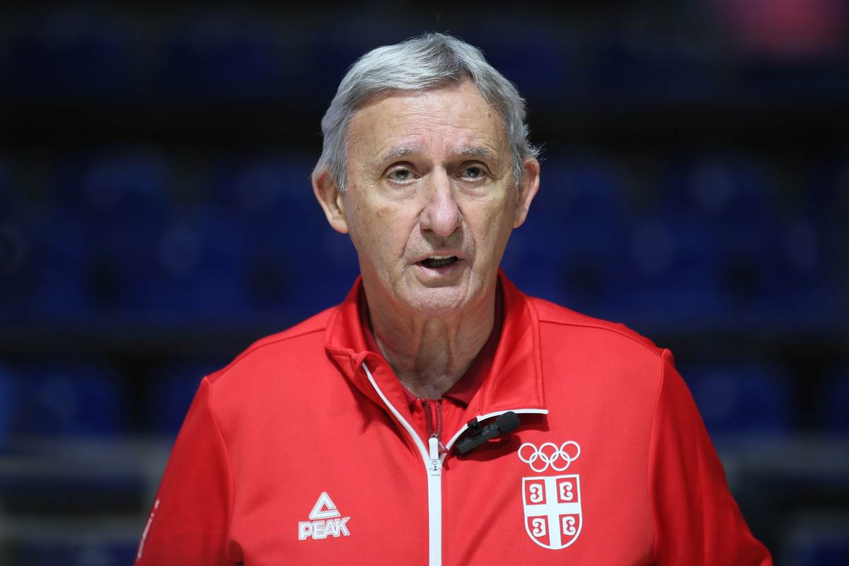 Pešić izabrao tim Srbije za Finsku 
