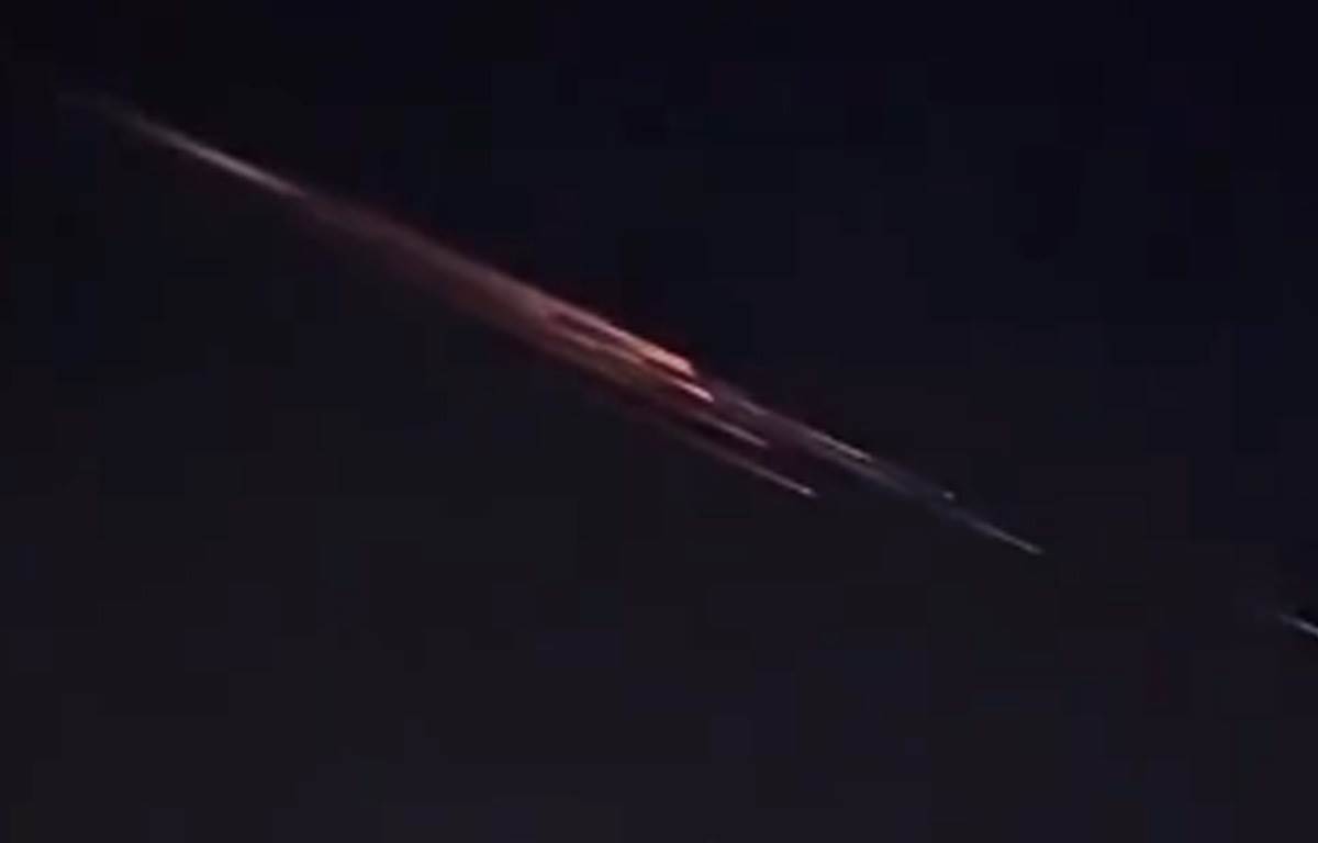  Užarena lopta na nebu iznad Beograda 