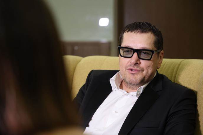  "ŽIVIO SAM U ORONULOM I HLADNOM DOMU" Aco Pejović se prisjetio teškog odrastanja, emotivna ispovijest pjevača 