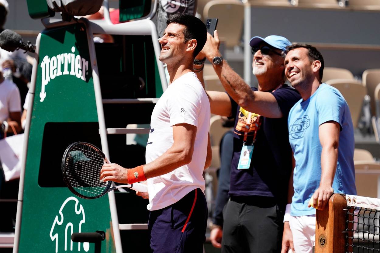  Kondicioni trener Marko Paniki počinje saradnju sa Dancem Holgerom Runeom. 