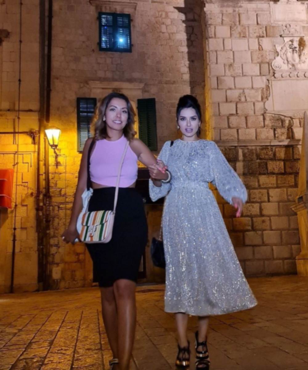  Tanja Savić u sukobu sa rođenom sestrom 