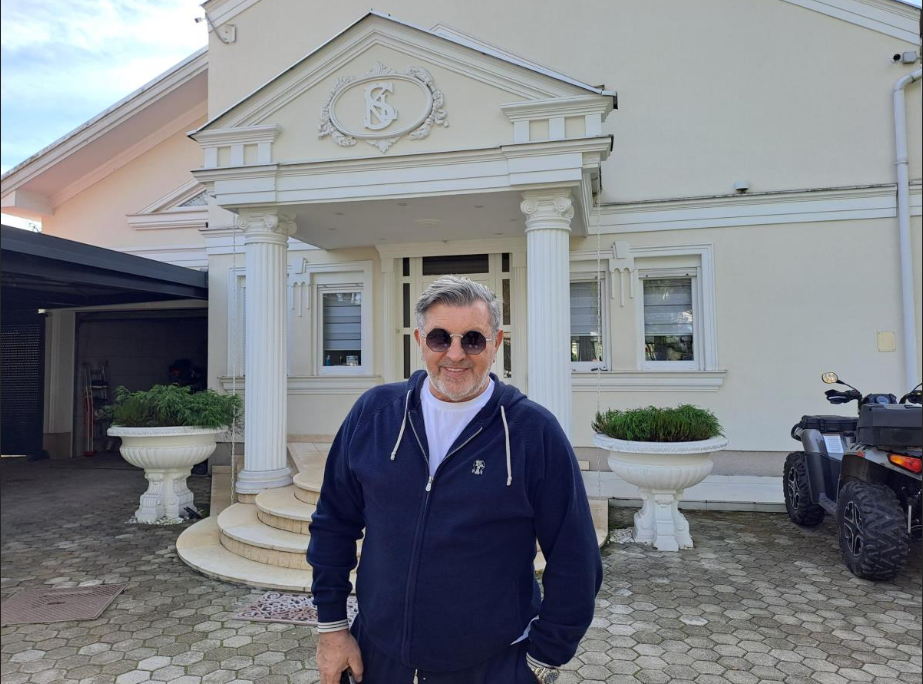  "Završim nastup, a onda mi daju četku da perem WC": Na početku čistio toalete, a onda od jedne pesme 