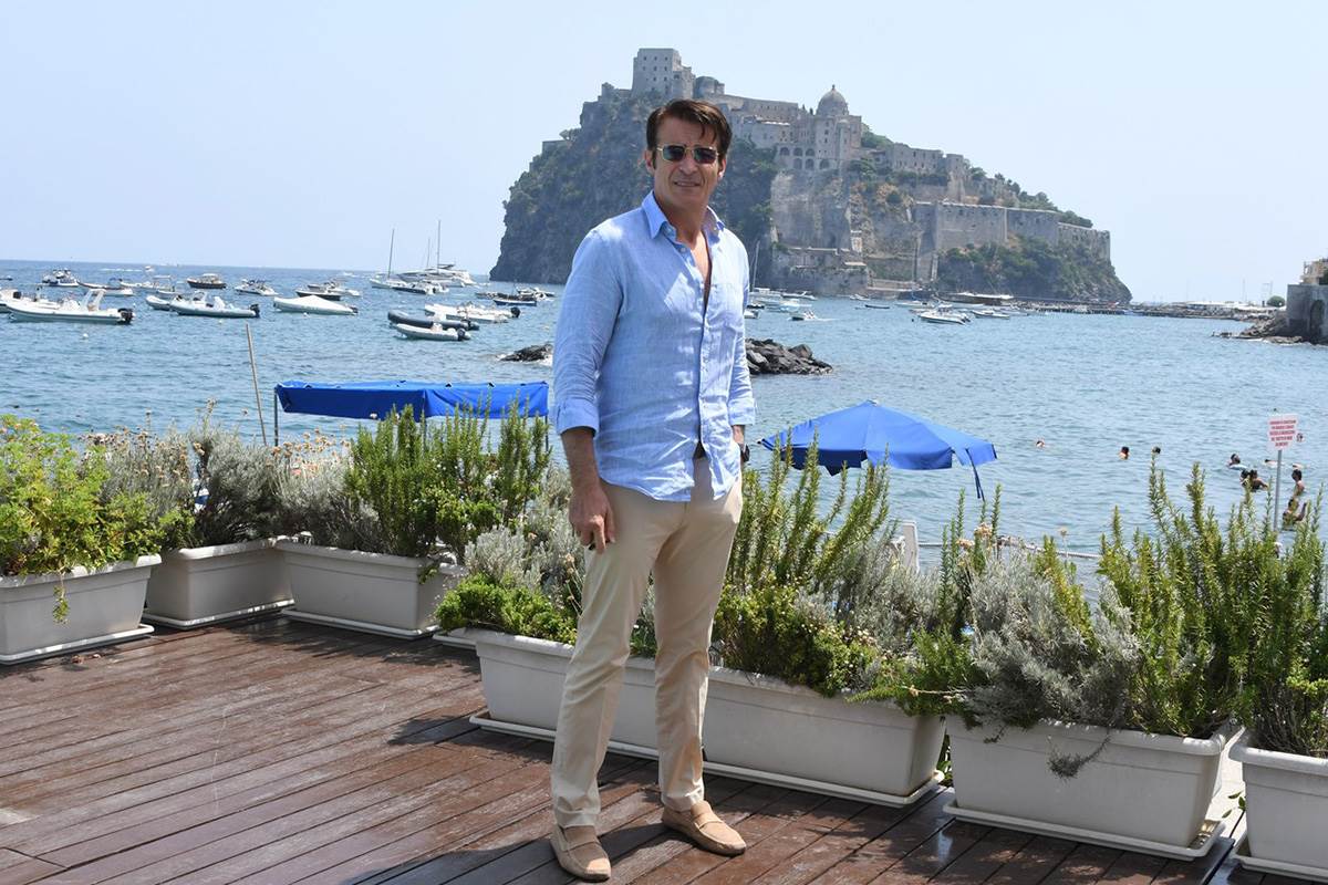  Žena i ljubavnica se dopisivale na Fejsbuku: Buran ljubavni život glumca koji je osvojio Holivud, sk 