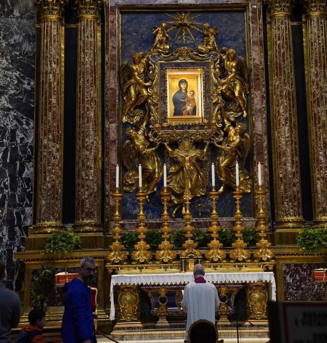  OVA TRI JELA SU ZABRANJENA KARDINALIMA TOKOM IZBORA NOVOG PAPE 