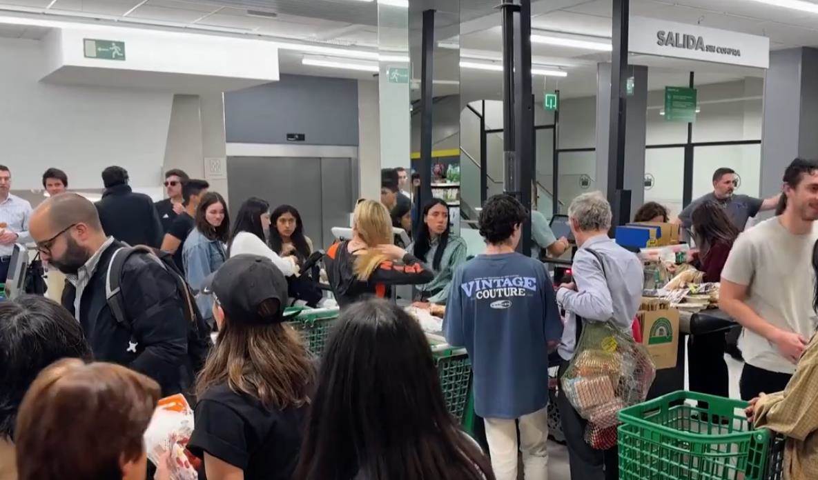  NESTANAK STRUJE U ŠPANIJI ODNIO ŽIVOTE: Tragična smrt španskih državljana, preminuli su u mukama
 