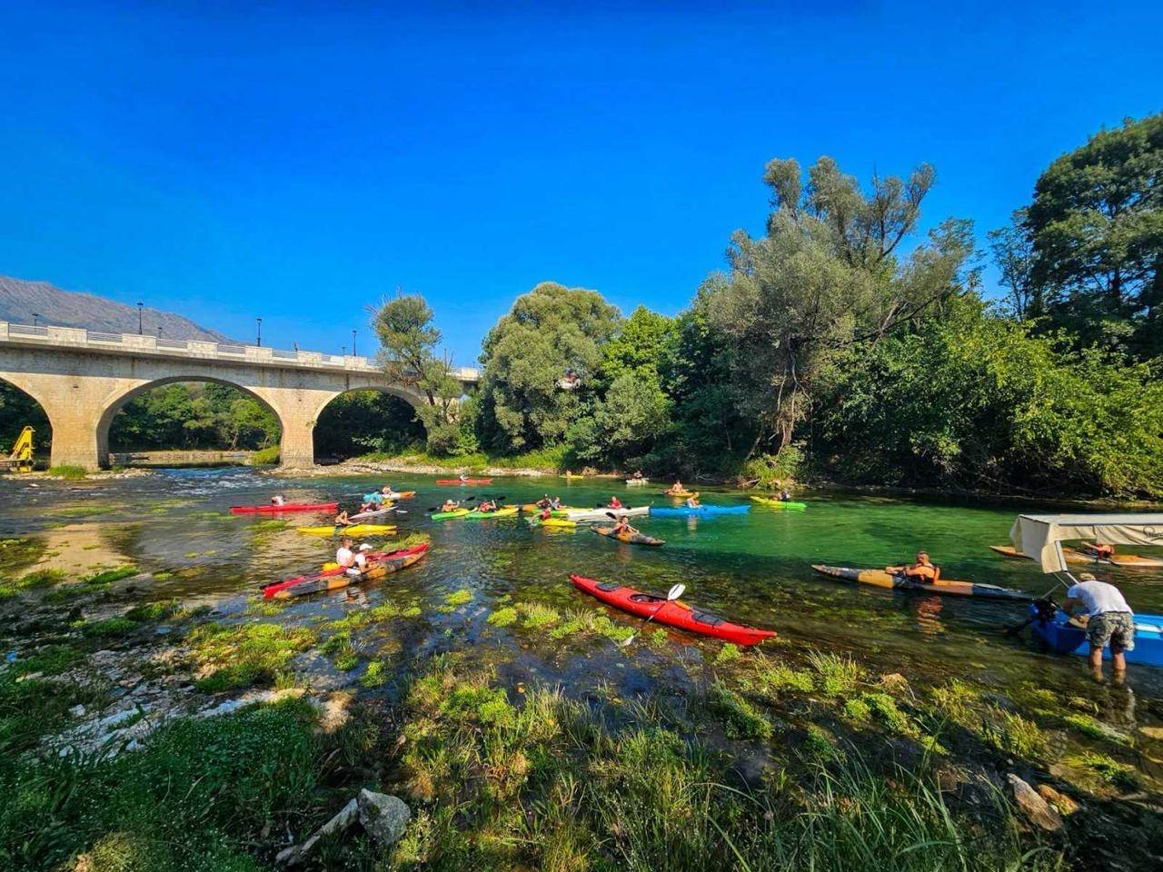  SVE JE SPREMNO ZA PROLJEĆNI BAZAR U DANILOVGRADU!  