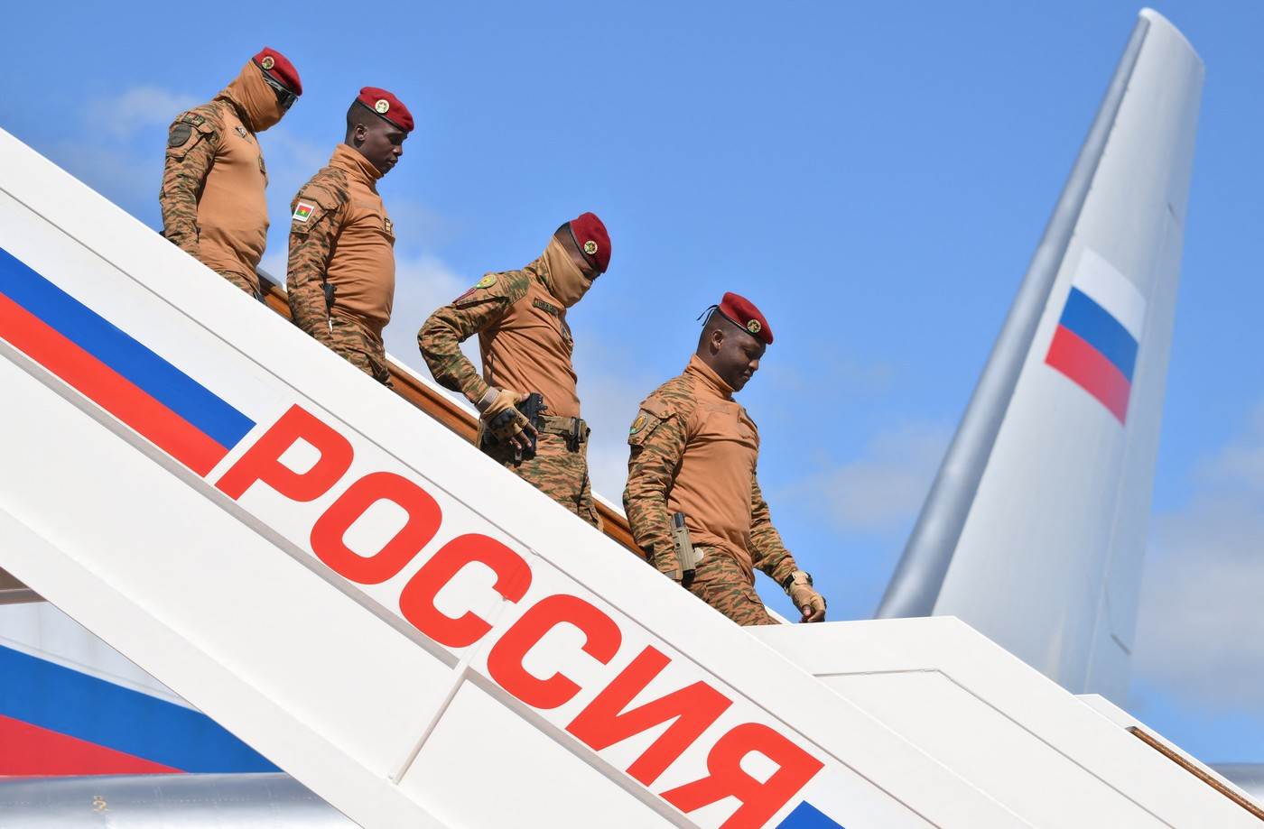  Vladimir Putin poslao je poseban avion za Ibrahima Traorea 