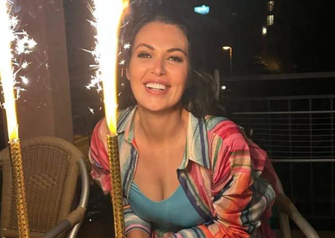  Lina Bumbar danas slavi rođendan i ne skida osmijeh sa lica 