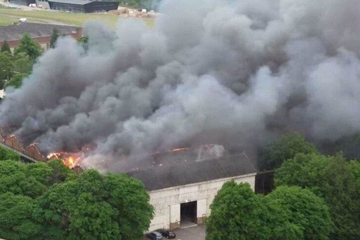  UZBUNA U ENGLESKOJ! Stravične eksplozije u bivšoj vojnoj bazi, ima mrtvih i povrijeđenih! 