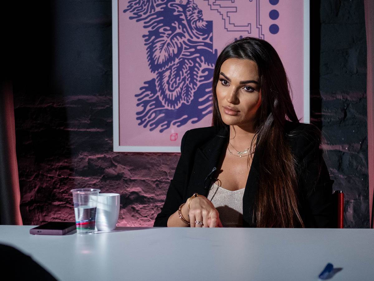  "Velike zvezde stavljaju bakšiš u džep": Naša pevačica otvoreno o sukobima na estradi 