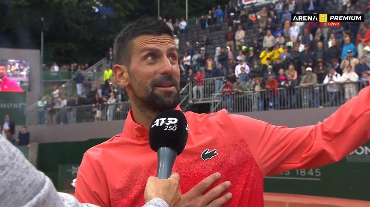  Đoković odbio da priča na engleskom poslije pobjede: Publika pala u trans čim je Srbin otvorio usta 