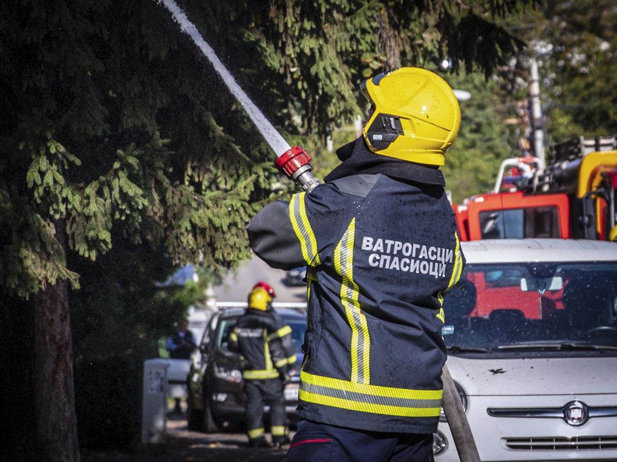  Dva djeteta povrijeđena u požaru u Maloj Ivanči 