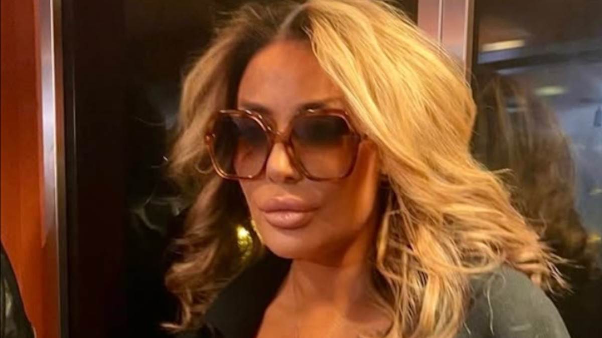  Ana Nikolić objavila Raletove skandalozne poruke 