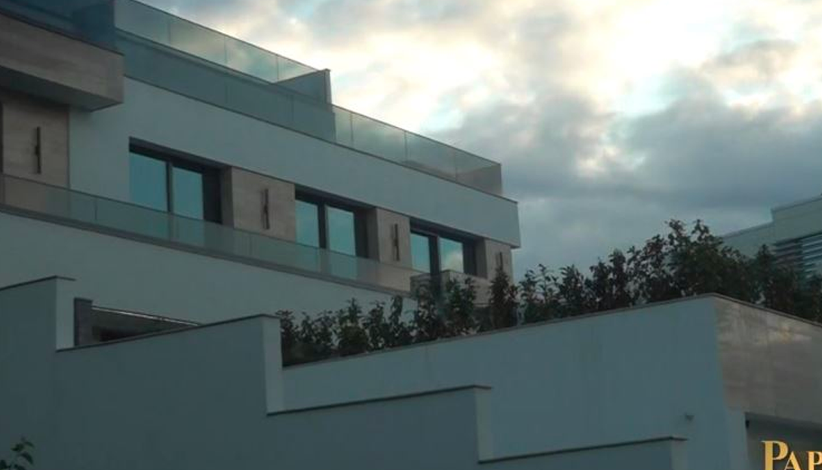  Pjevač nije štedio, vrijedi 2 miliona 